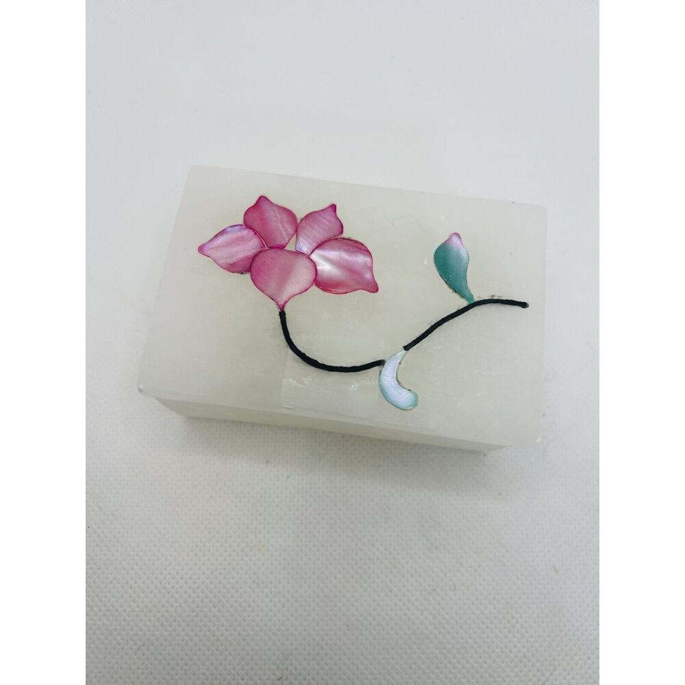 Soap Stone Mother of Pearl Inlay Flower Square Trinket Box w Lid